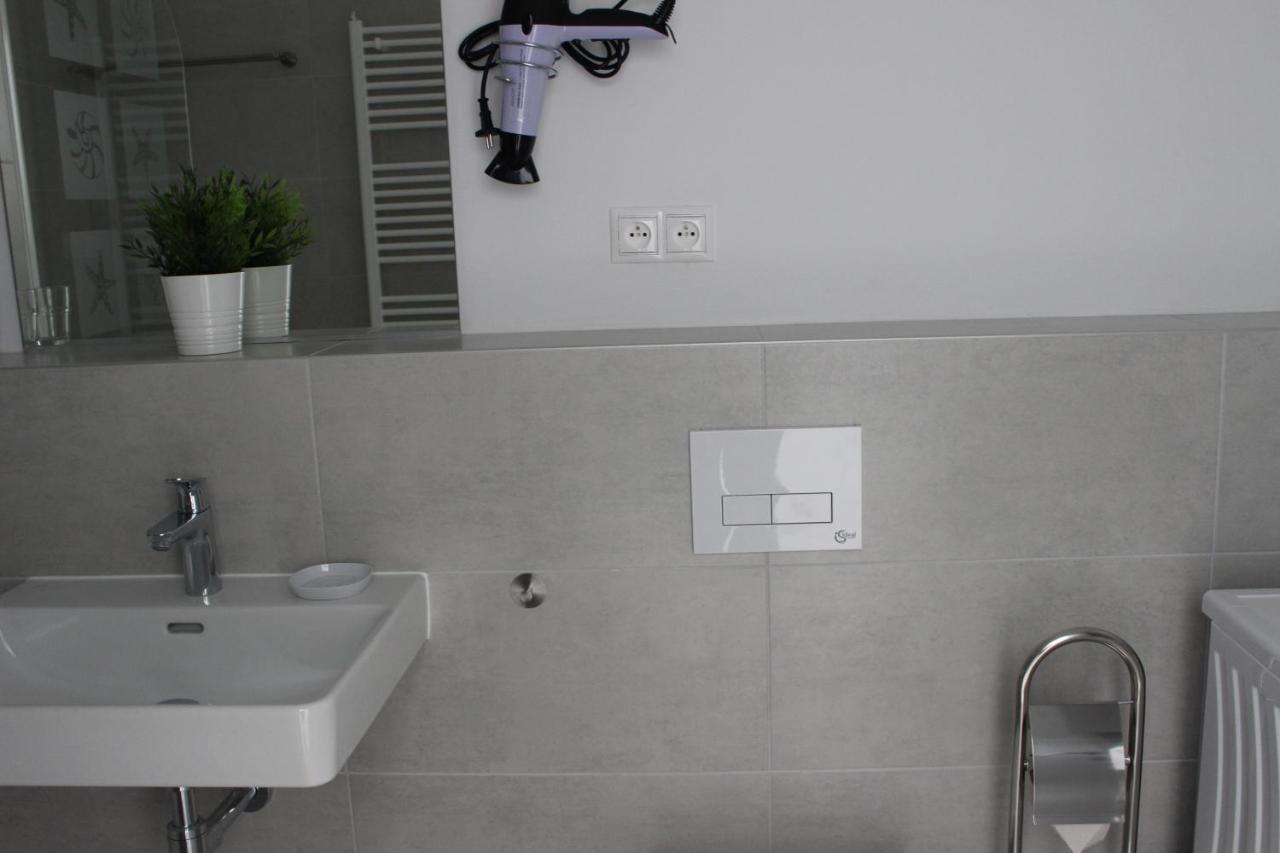 Leo Apartment Free Parking!!! Bratislava Exterior foto